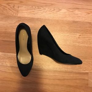 EXPRESS WEDGE PUMP NWOT